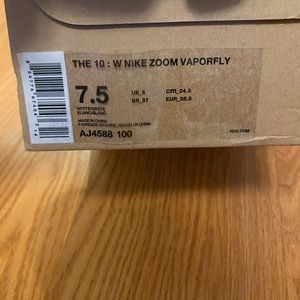 zoom vaporfly off white